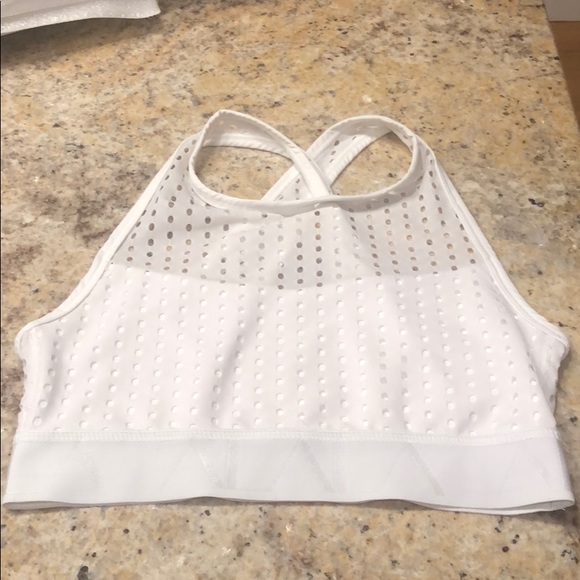 Alala cross back bra - Picture 2 of 5